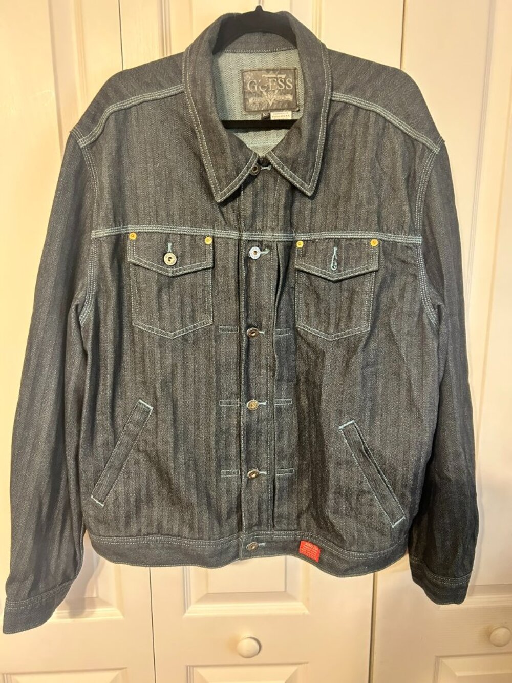 GUESS Premium Denim Mens XL Herringbone Denim Trucker Jacket Blue